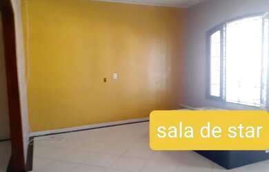 Imagem: A casa possui 2 Dormitórios, 2 Banheiros e 190m² de Área