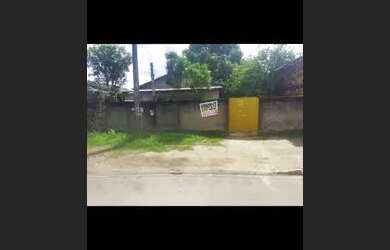 Imagem: A casa possui 2 Dormitórios, 1 Banheiro, 1 Vaga na garagem