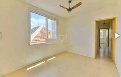 Imagem 2: Apartamento em Azenha. 81m² de Área, 1 Banheiroe2 Dormitórios