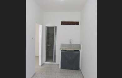 Imagem: A kitnet possui 1 Dormitório, 1 Banheiro, 20m² de Área e