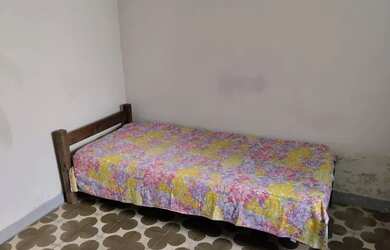 Imagem: O quarto está localizado em Centro, Montes Claros para alugar