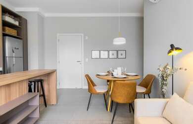 Imagem: O apartamento possui 2 Dormitórios, 2 Banheiros, 1 Vaga na