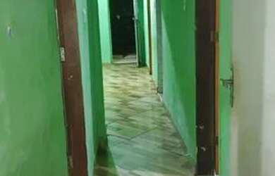 Imagem: A casa possui 2 Dormitórios, 1 Banheiro e está localizado