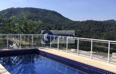 Imagem: A casa em condomínio possui 4 Dormitórios, 5 Banheiros, 4