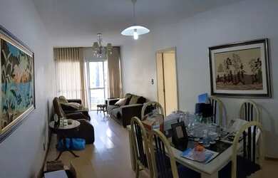 Imagem: O apartamento possui 3 Dormitórios, 2 Banheiros, 1 Vaga na