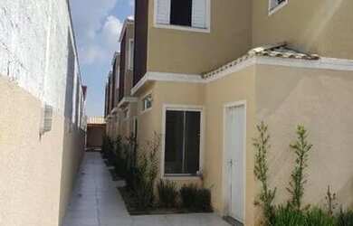 Imagem: A casa em condomínio possui 2 Dormitórios, 1 Banheiro, 1 Vaga