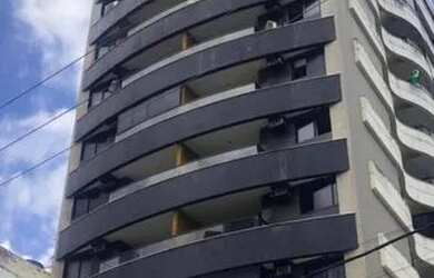 Imagem: O apartamento possui 1 Dormitório, 1 Banheiro, 1 Vaga na garagem