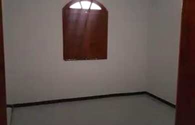 Imagem: Uma casa bem localizada em condomínio centro de esplanada