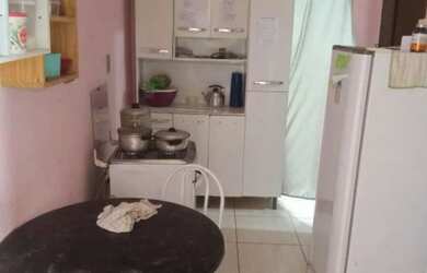 Imagem 4: Vende-se casa no 40 horas /EC