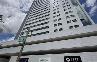 Imagem: O apartamento possui 2 Dormitórios, 2 Banheiros, 1 Vaga na