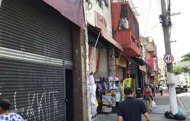 Imagem: O depósito possui 1 Vaga na garagem, 600m² de Área e está