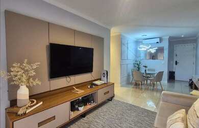 Imagem: O apartamento possui 3 Dormitórios, 3 Banheiros, 2 Vagas na