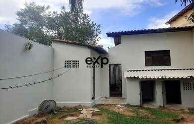 Imagem 6: Casa com 5 cômodos, sendo na casa principal, uma suite com closet, duas...