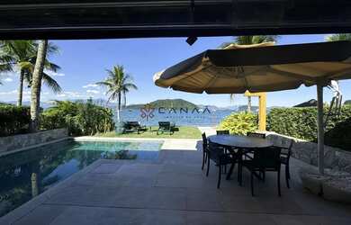 Imagem: A casa em condomínio possui 3 Dormitórios, 4 Banheiros, 2