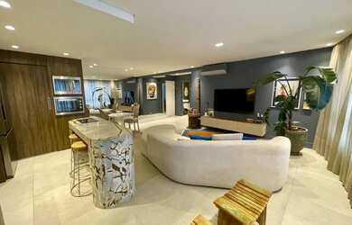 Imagem 2: Torres: Luxo com Vista para o Mar nas Quatro Praças