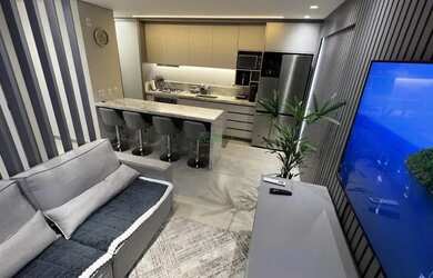 Imagem: O apartamento possui 1 Dormitório, 2 Banheiros, 1 Vaga na garagem