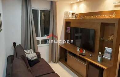 Imagem: O apartamento possui 2 Dormitórios, 1 Banheiro, 1 Vaga na garagem