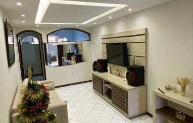 Imagem: A casa à venda possui 3 Dormitórios, 3 Banheiros e 120m²