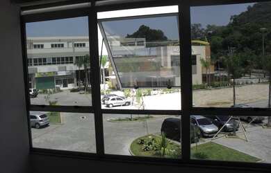 Imagem: O depósito possui 1 Vaga na garagem, 23m² de Área e está