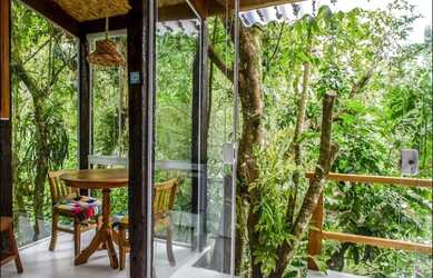 Imagem: A casa possui 1 Dormitório, 1 Banheiro, 1 Vaga na garagem