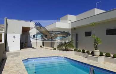 Imagem: A casa em condomínio possui 3 Dormitórios, 4 Banheiros, 2