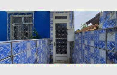 Imagem: A casa possui 3 Dormitórios, 1 Banheiro, 100m² de Área e