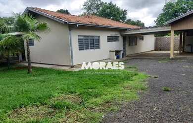 Imagem: A casa em condomínio possui 3 Dormitórios, 4 Banheiros, 2