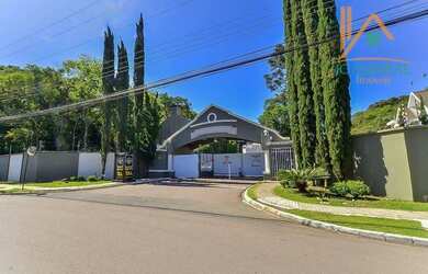 Imagem: A casa em condomínio possui 3 Dormitórios, 3 Banheiros, 2