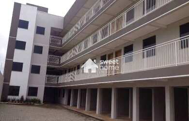 Imagem: A kitnet possui 1 Dormitório, 1 Banheiro, 1 Vaga na garagem