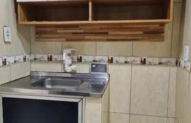 Imagem: A casa possui 1 Dormitório, 1 Banheiro e está localizado