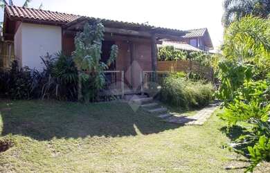 Imagem: A casa possui 3 Dormitórios, 1 Banheiro, 95m² de Área e está