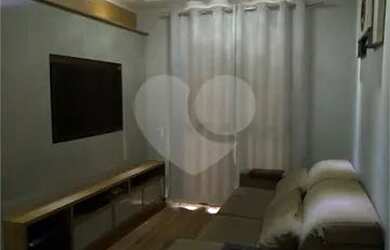 Imagem: O apartamento possui 2 Dormitórios, 2 Banheiros, 2 Vagas na