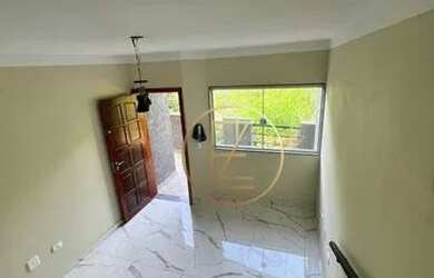 Imagem: A casa para alugar possui 2 Dormitórios, 3 Banheiros, 1 Vaga