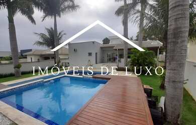 Imagem: A casa em condomínio possui 3 Dormitórios, 5 Banheiros, 2