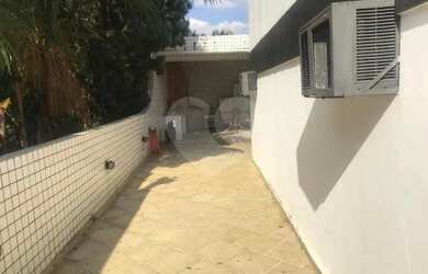 Imagem 9: Jardim América. 800m² de Área, 5 Vagas na garageme1 Dormitório