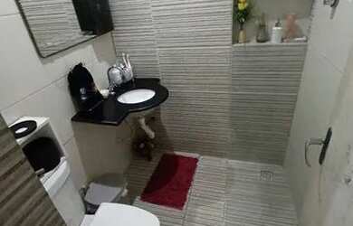 Imagem 5: Vendo três casas. 5 Banheirose5 Dormitórios