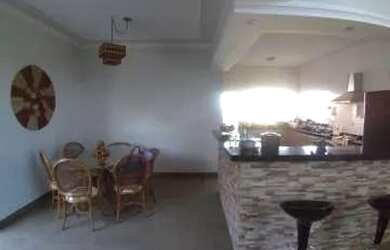 Imagem: A casa possui 3 Dormitórios, 3 Banheiros, 70m² de Área e