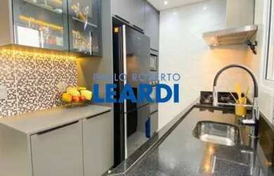 Imagem: O apartamento possui 3 Dormitórios, 3 Banheiros, 2 Vagas na