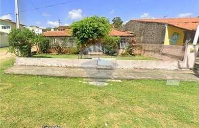 Imagem: A casa possui 5 Dormitórios, 5 Banheiros, 4 Vagas na garagem