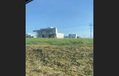 Imagem: O terreno possui 450m² de Área e está localizado em Ipatinga