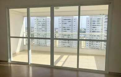 Imagem: O apartamento possui 3 Dormitórios, 3 Banheiros, 2 Vagas na