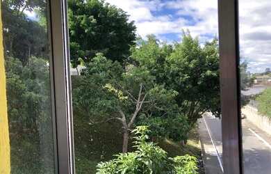 Imagem: A casa possui 3 Dormitórios, 3 Banheiros, 1 Vaga na garagem