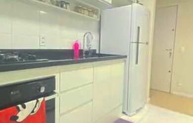 Imagem: O apartamento possui 3 Dormitórios, 1 Banheiro, 1 Vaga na garagem