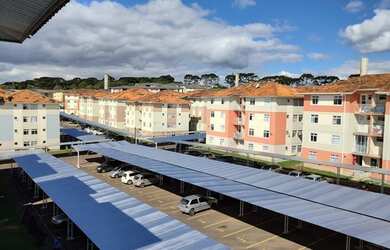 Imagem: O apartamento possui 2 Dormitórios, 1 Banheiro, 1 Vaga na garagem