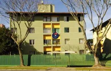 Imagem: O apartamento possui 2 Dormitórios, 1 Banheiro, 1 Vaga na garagem