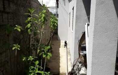 Imagem: A casa possui 3 Dormitórios, 1 Banheiro, 92m² de Área e