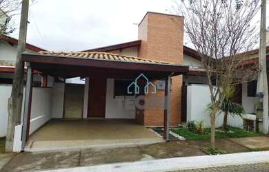 Imagem: A casa em condomínio possui 3 Dormitórios, 2 Banheiros, 2