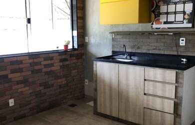 Imagem: O apartamento possui 2 Dormitórios, 1 Banheiro, 80m² de Área