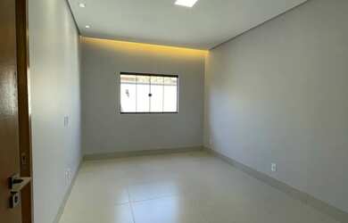 Imagem 7: Casa nova na 208 Norte com 3 suítes e piscina