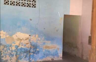 Imagem: A casa possui 2 Dormitórios, 1 Banheiro e está localizado